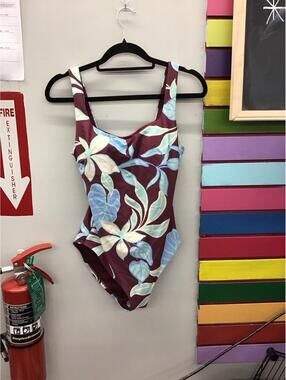 Shade & shore one piece swimsuit maroon beach new JCPenney tummy control